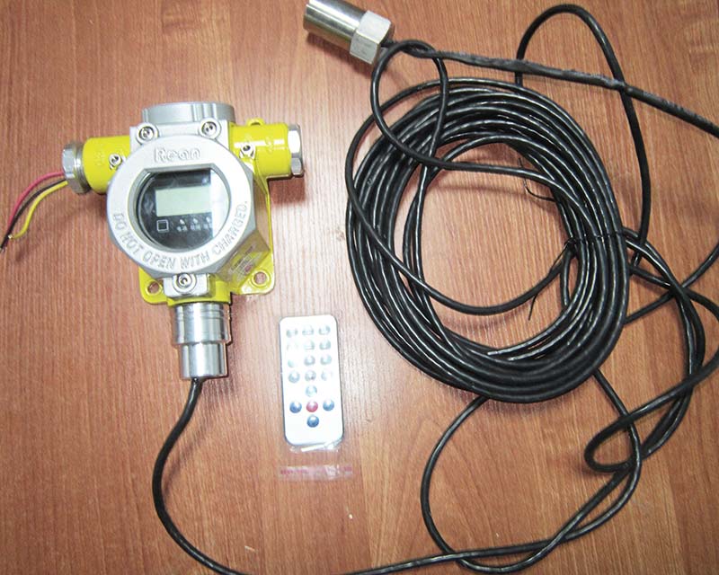 耐高温型可燃气体探测器 选配一体式声光报警器(图3) 耐高温型可燃气体探测器 选配一体式声光报警器(图3)